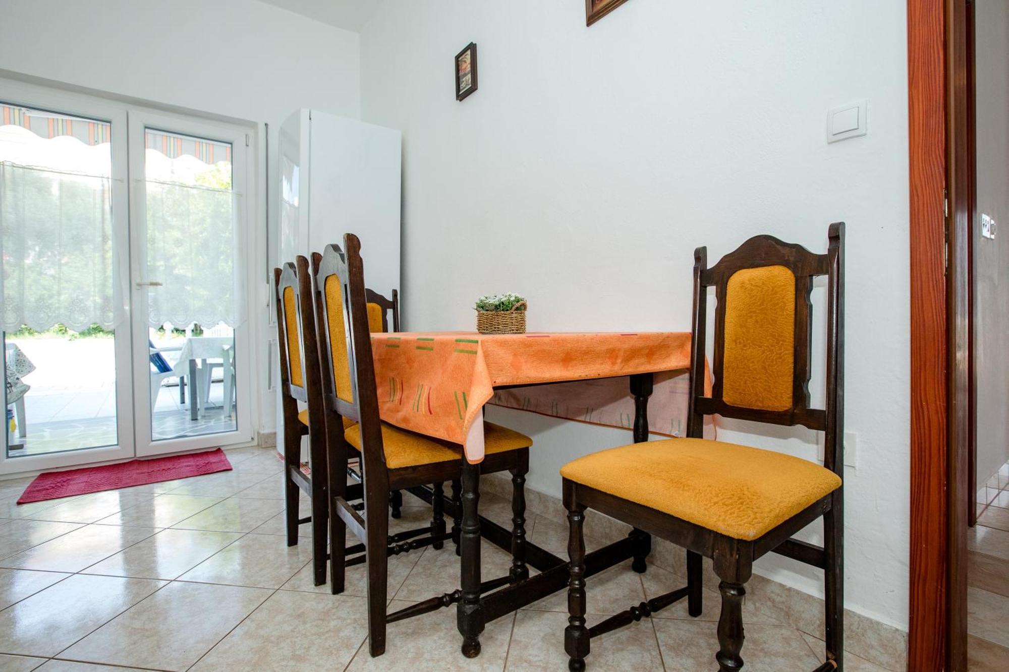Lovely Meta Apartments Palit Buitenkant foto